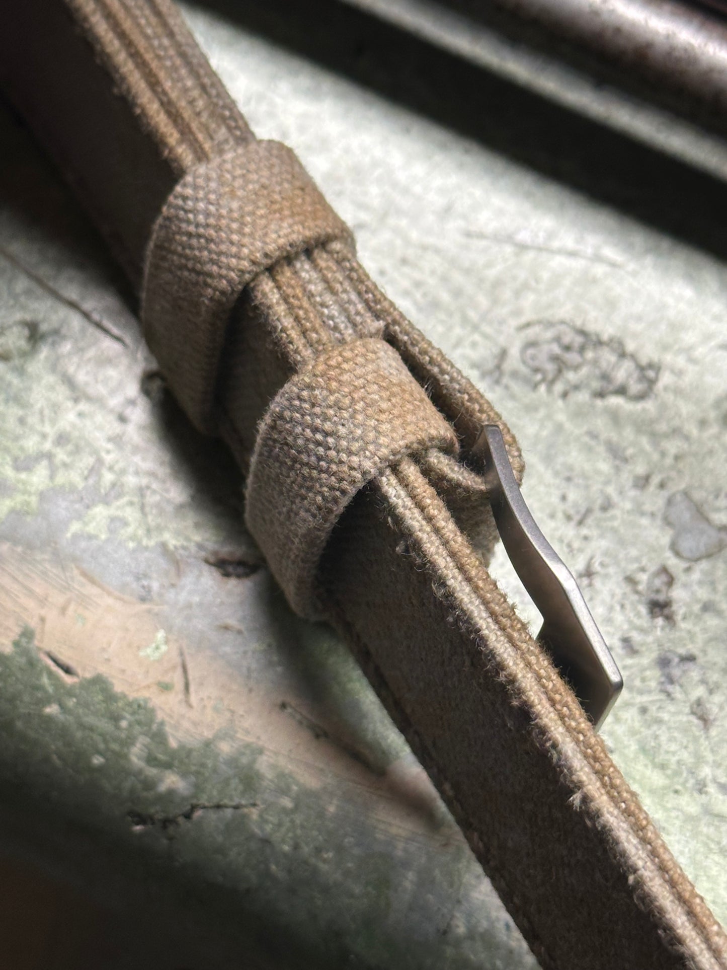 1944 U.S. AMMO canvas [sanders] strap W: 26/26 L: 150/90 T: 4,0mm
