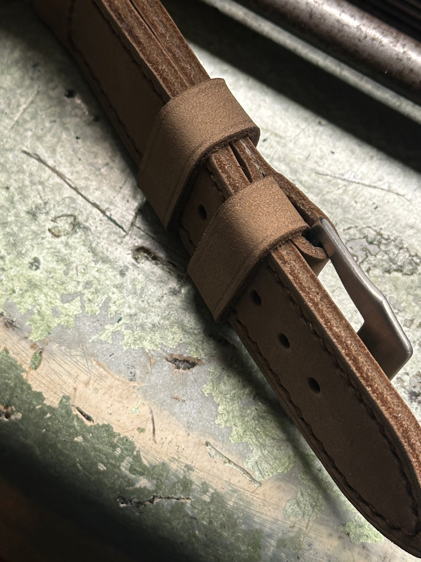 *NEW* DEVAS - TOBACCO Vintage style [sanders] strap