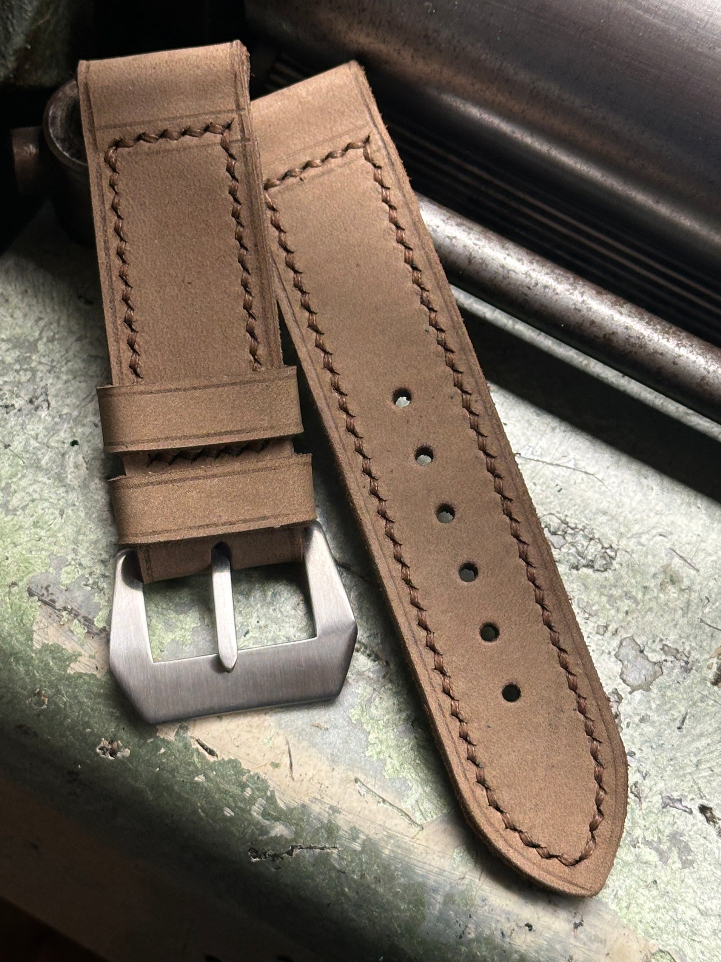 *NEW* DEVAS - TOBACCO Vintage style [sanders] strap