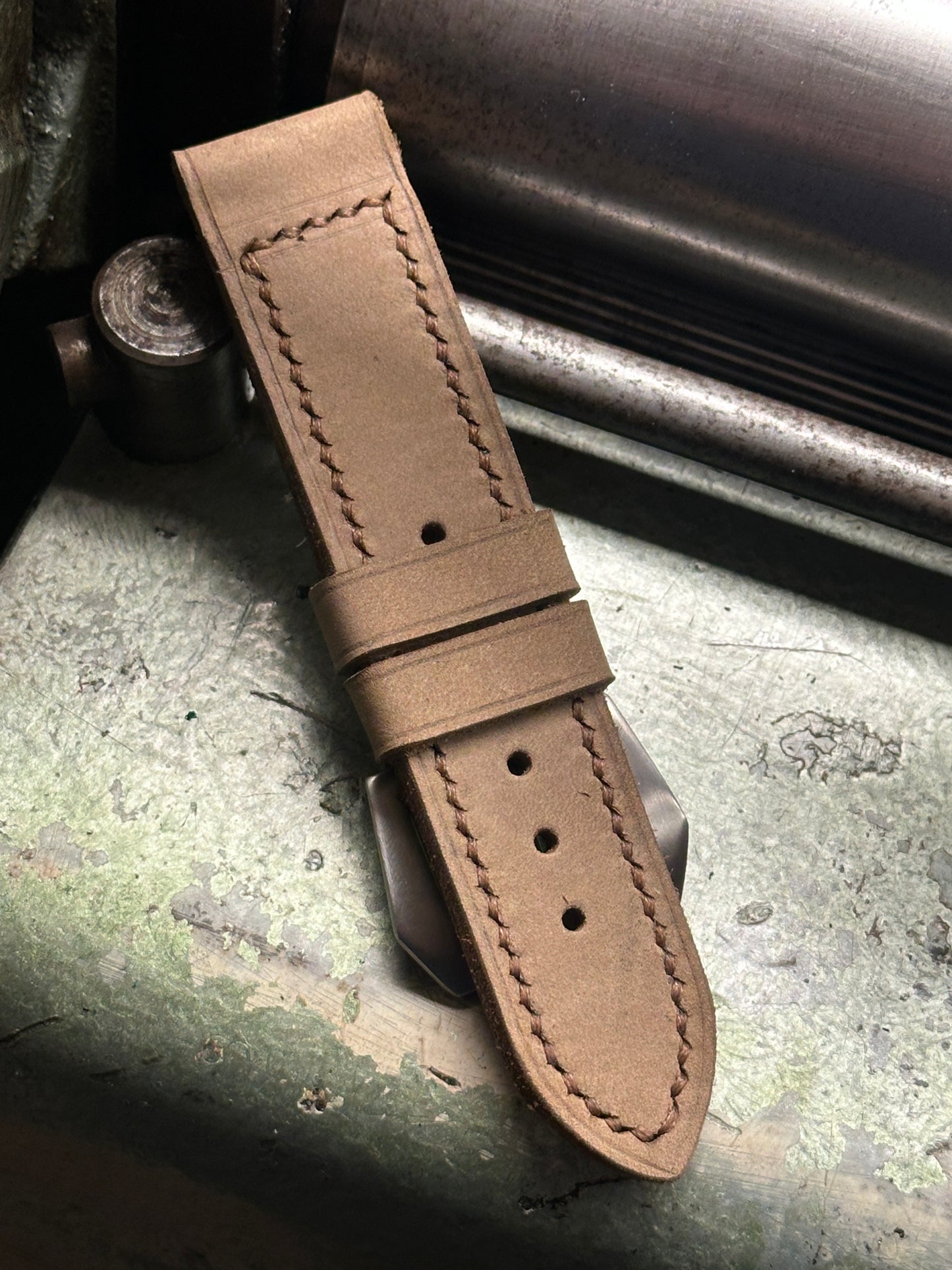 *NEW* DEVAS - TOBACCO Vintage style [sanders] strap