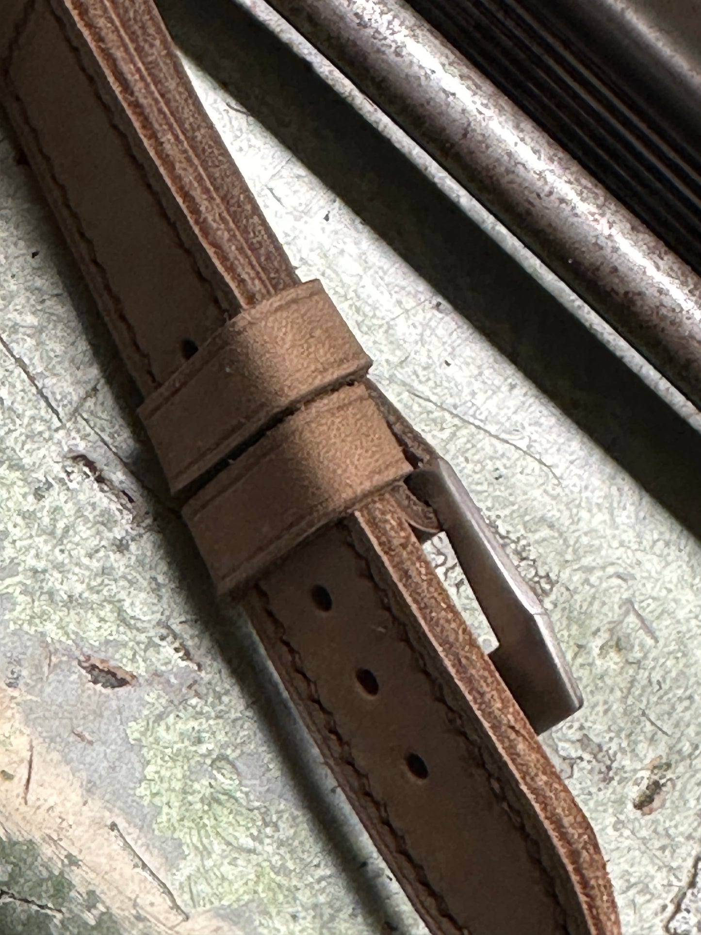 *NEW* DEVAS - TOBACCO Vintage style [sanders] strap