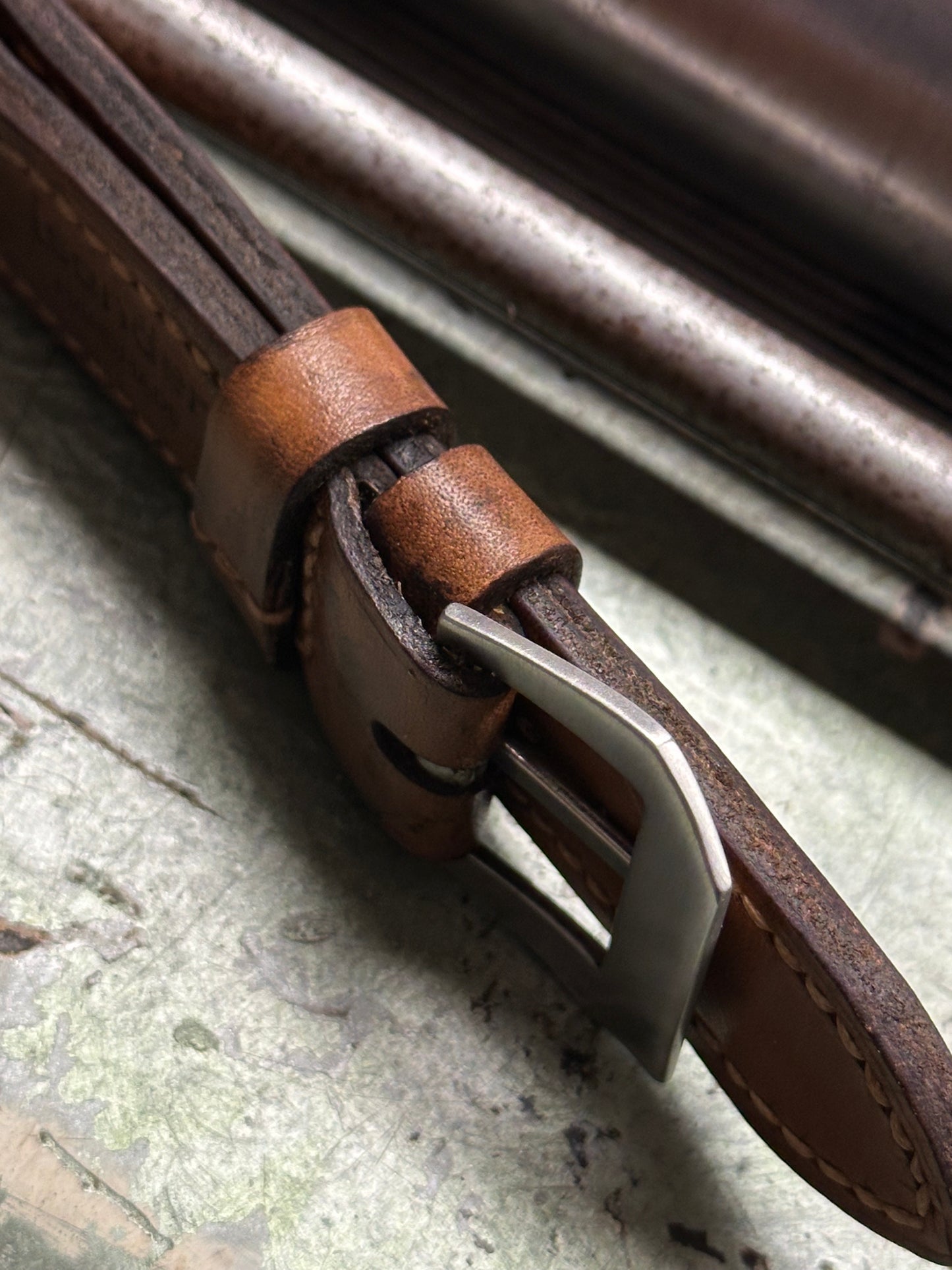 ICON Vintage style [sanders] strap W: 24/24 L: 125/75 T: 4,5mm