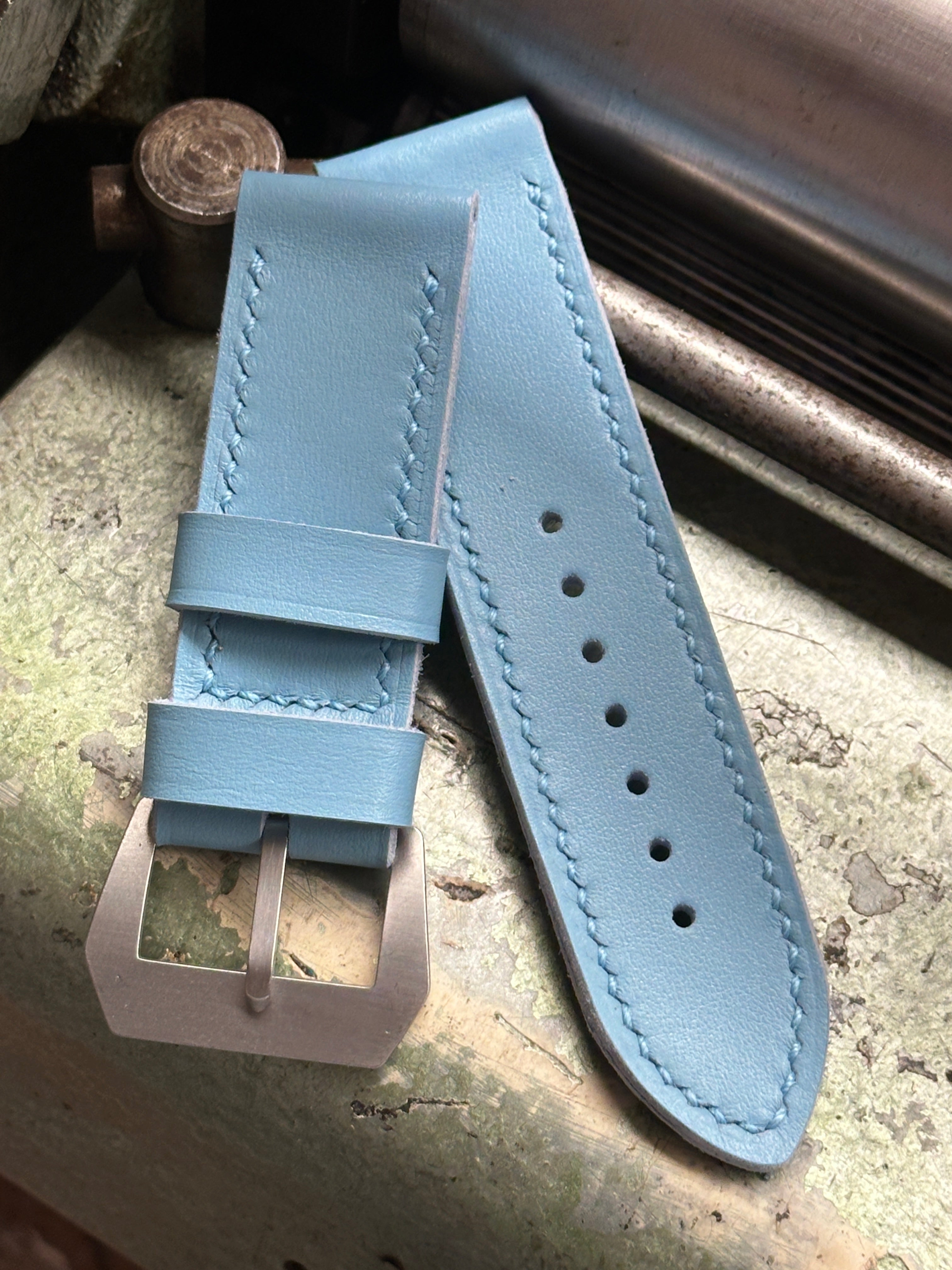 BABY BLUE - LIGHT BLUE [sanders] strap W: 26/26 L: 125/75 T: 3,0mm