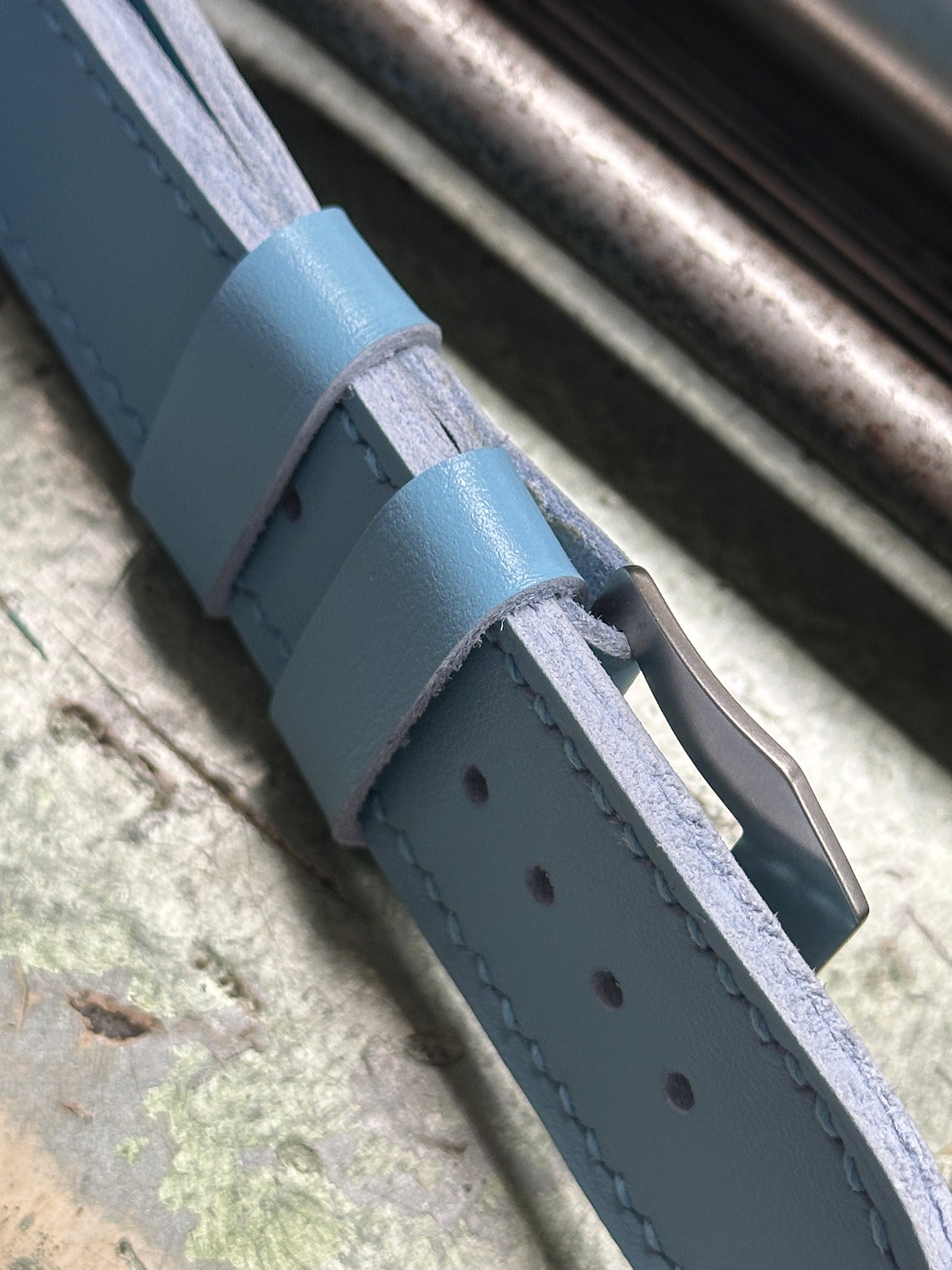 BABY BLUE - LIGHT BLUE [sanders] strap W: 26/26 L: 125/75 T: 3,0mm