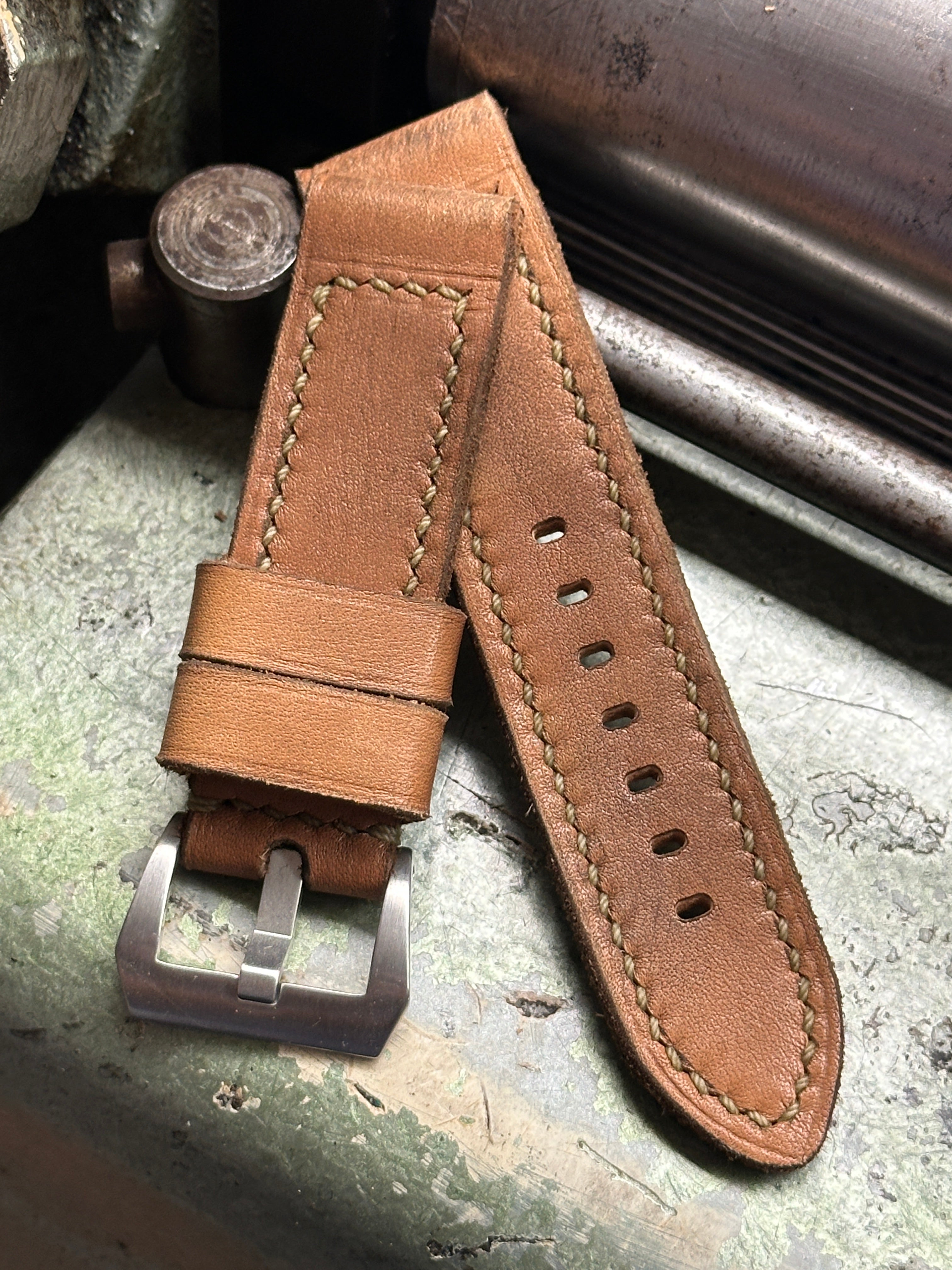 AUDERE ANZIANE Vintage style [sanders] strap W: 22/22 L: 120/75 T