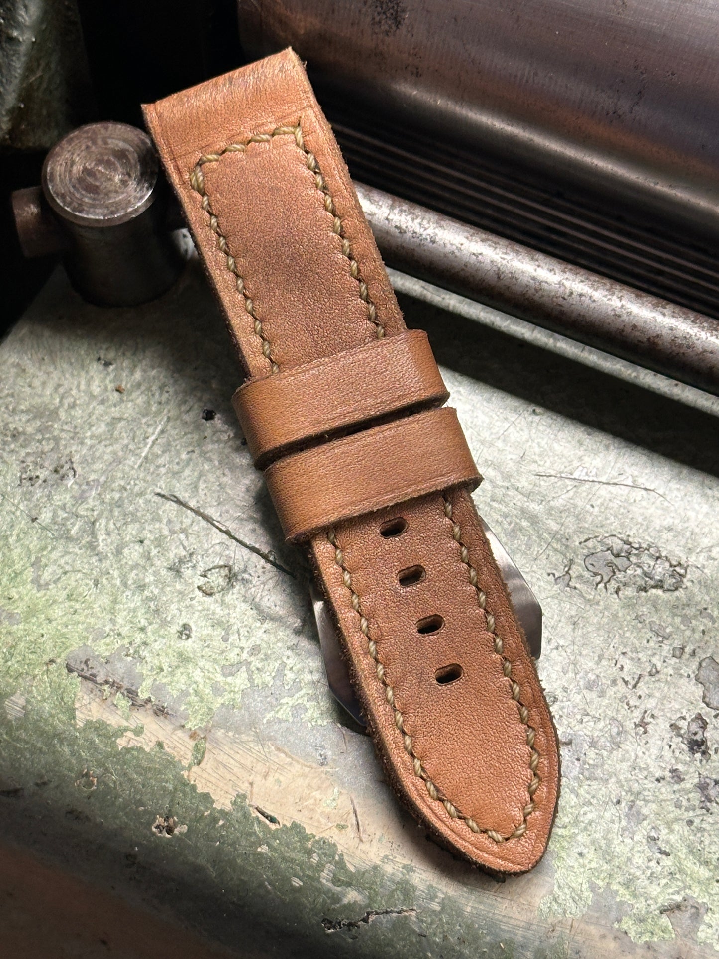 AUDERE ANZIANE Vintage style [sanders] strap W: 22/22 L: 120/75 T: 4,0mm