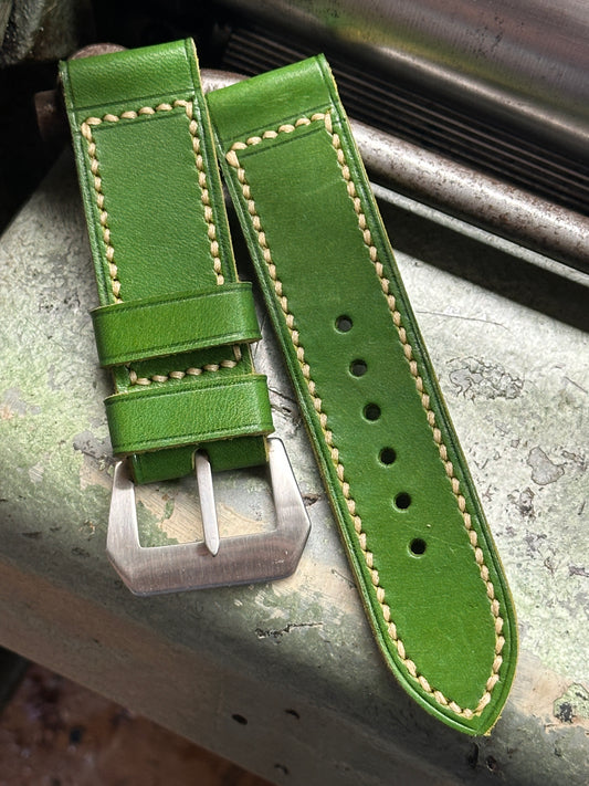 PRATUM - White [sanders] strap W: 26/26 L: 130/85 T: 4,0mm