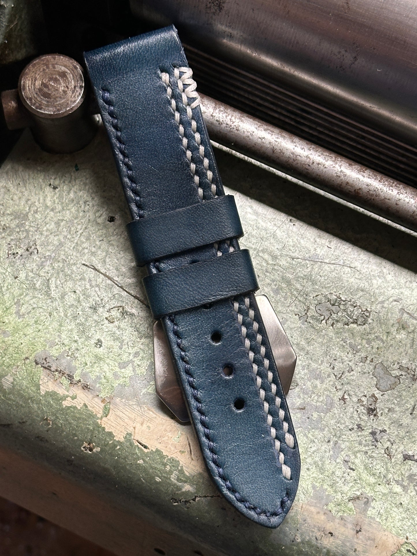 PHAEDRA CUSTOM PATINA BLUE - WHITE [sanders] strap W: 24/24 L: 125/75 T: 3,2mm